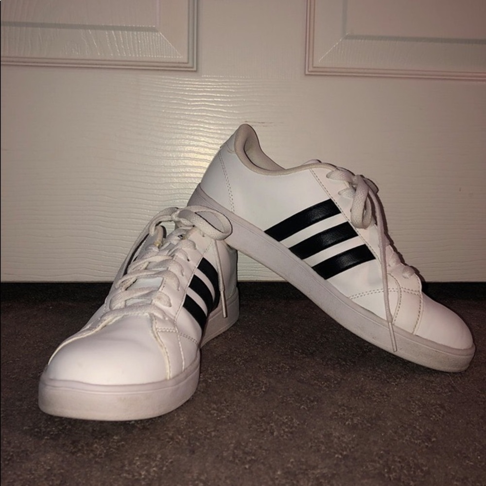 Adidas Sneakers Size 8